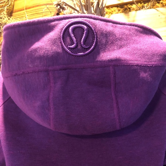 EUC Lululemon Scuba Hoodie Heather Grape SZ 6 - Picture 3 of 8
